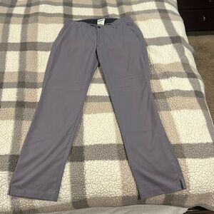 Under Armour Golf Pant - Gray - Lightly Worn - Size 32 x 32